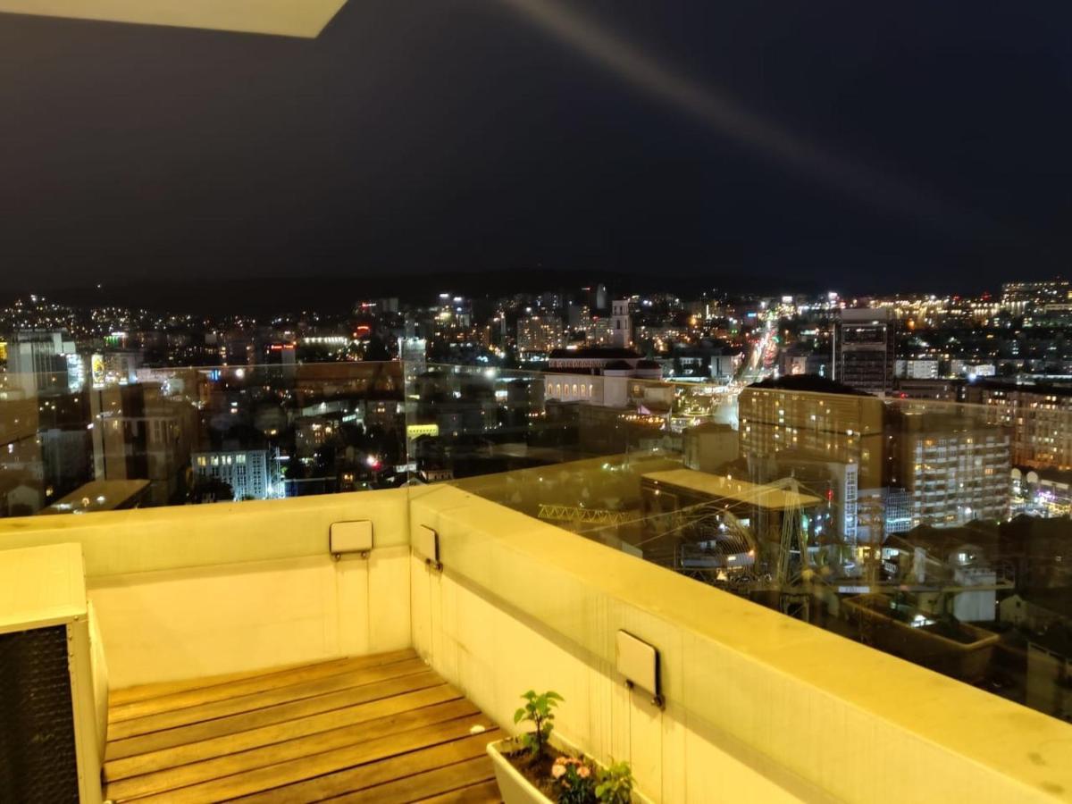 Luxury Sky View Apartment Prishtinë Ngoại thất bức ảnh